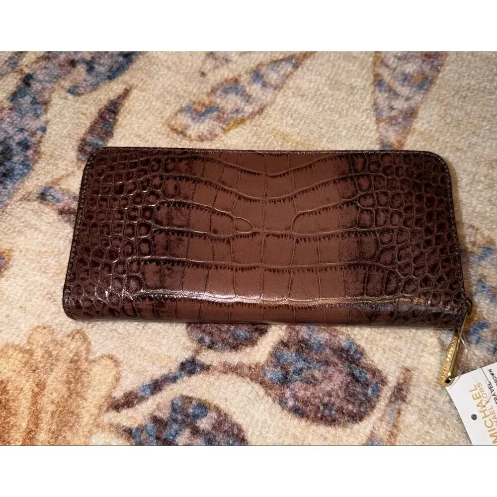 NWT Michael Kors Jet Set Travel Continental Wallet – Brown Genuine Leather